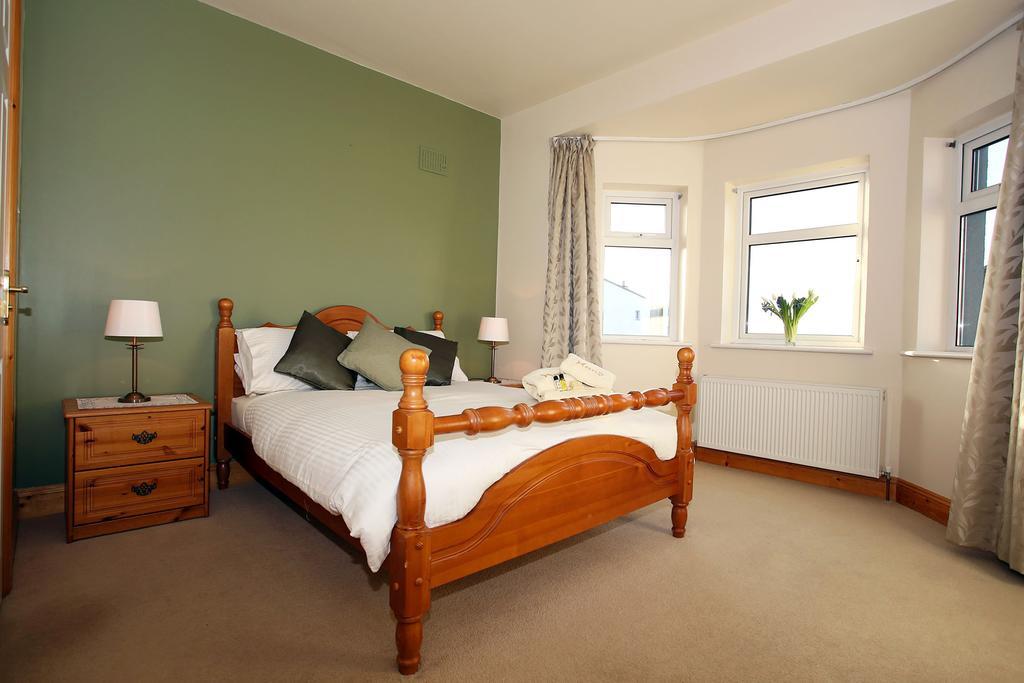 Willow Lodge Westport Room photo